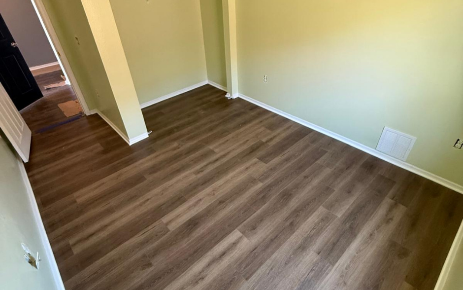 Luxury-Vinyl Planks-LVP